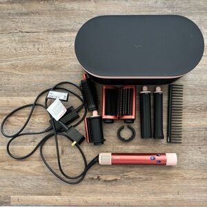 Dyson Airwrap in Pink